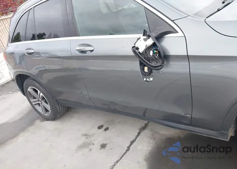 2018 Mercedes-Benz Glc 300 4Matic from USA, damaged, VIN WDC0G4KB2JV072057